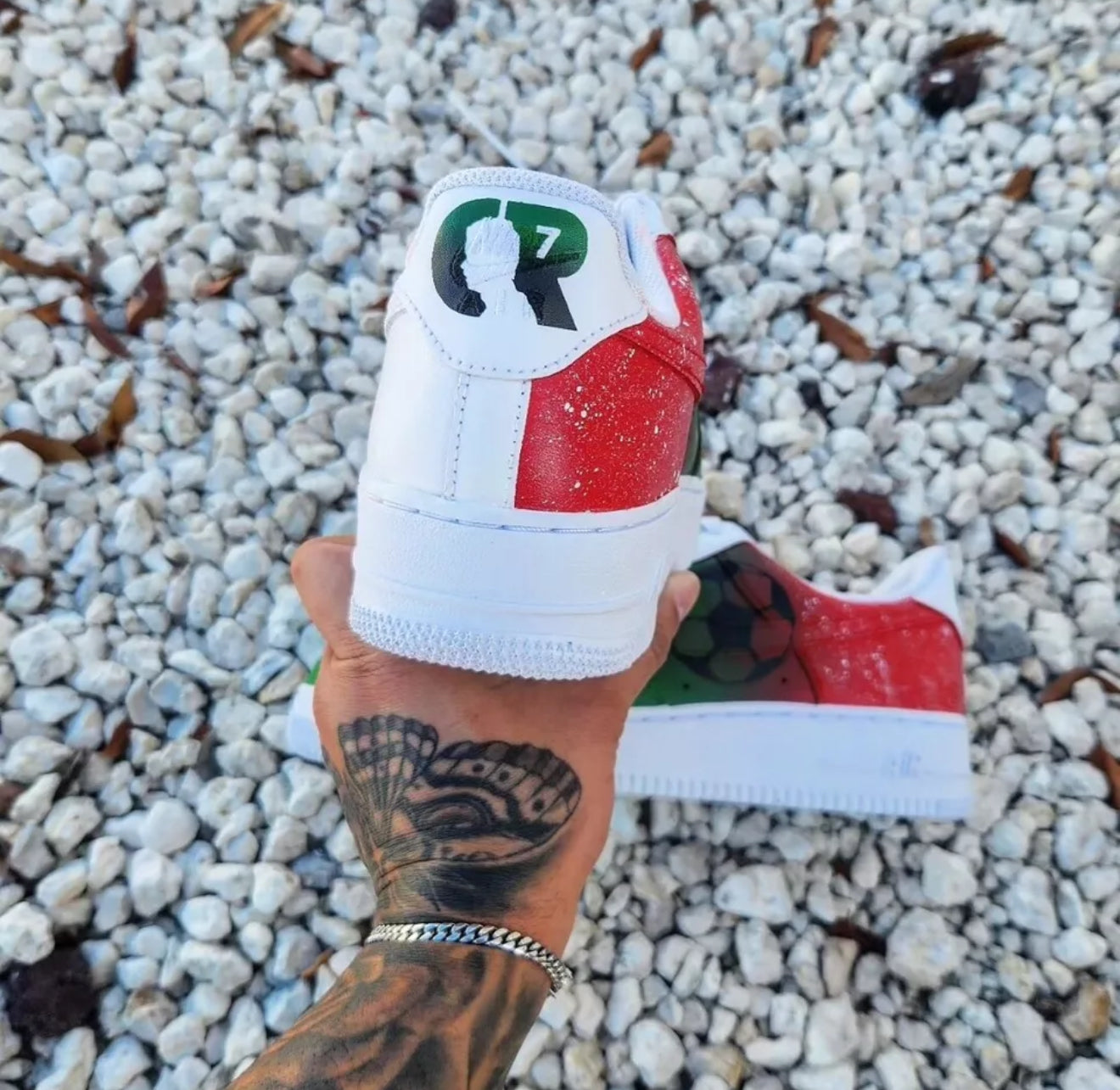 CR7